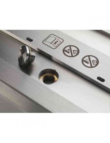 Quemador de bioetanol Ruby Fires Xaralyn negro 4114 detalle orificio llenado