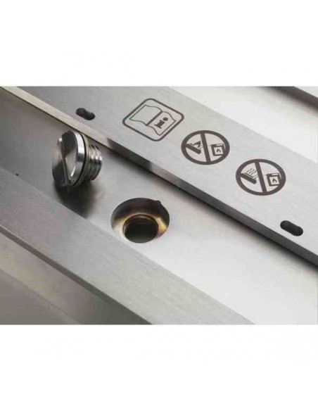 Quemador de bioetanol Ruby Fires Xaralyn negro 4114 detalle orificio llenado