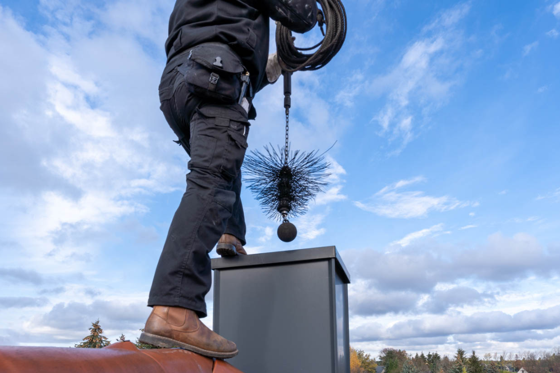 Deshollinado de chimenea