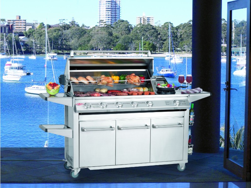 Barbacoa de Gas, cocinando en el puerto con la Barbacoa Signature Premium 6B de la marcva Beefeater