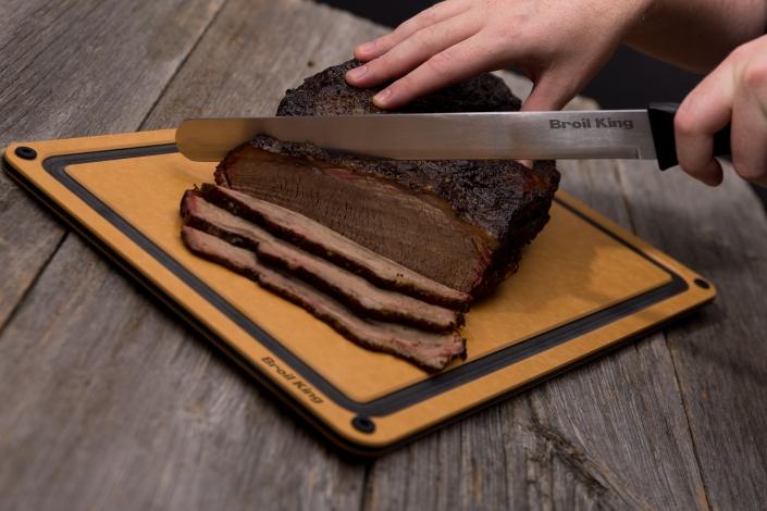 CUCHILLO DE TRINCHAR - Broil King