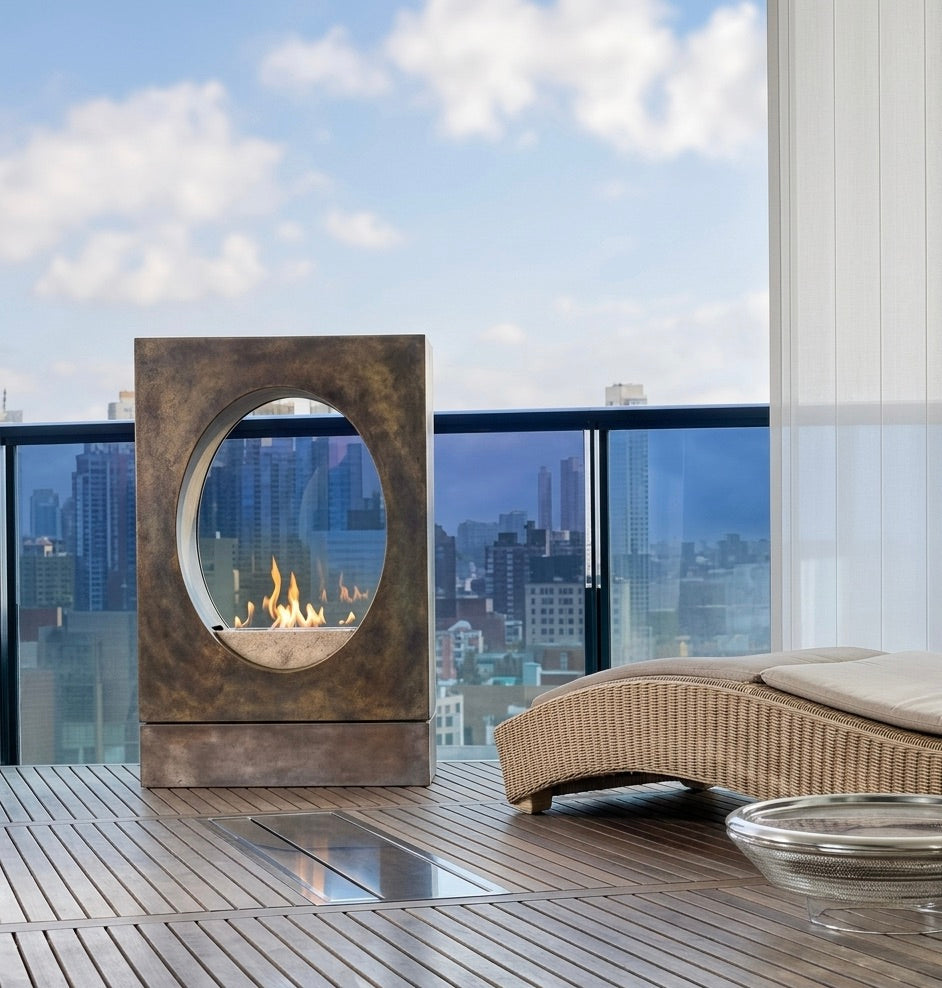 Chimenea Ruby Fires Xaralyn Milano Ruby Fires con diseño moderno y acabado en color rojo, ideal para decorar espacios acogedores.