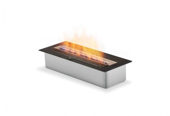 Llama de bioetanol Ecosmart Fire XL, diseño moderno y elegante para chimenea sin humo, vista de la llama en el interior.