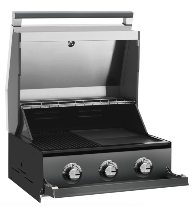 Barbacoa de encastre profesional BeefEater Discovery 1700 de 3 quemadores abierta para cocina exterior.