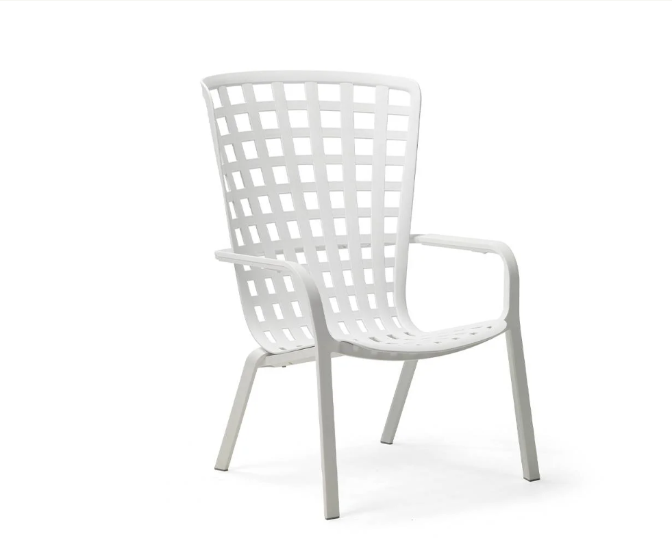 Butaca de diseño Nardi Folio en color blanco, fabricada en resina de fibra de vidrio con acabado mate y protección UV