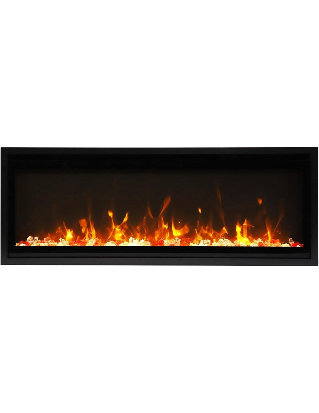 Chimenea Amantii SYM de perfil bajo ideal para instalaciones modernas minimalistas