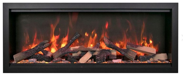 Chimenea eléctrica Amantii SYM XT Bespoke de formato extra alto con leños realistas y marco negro.