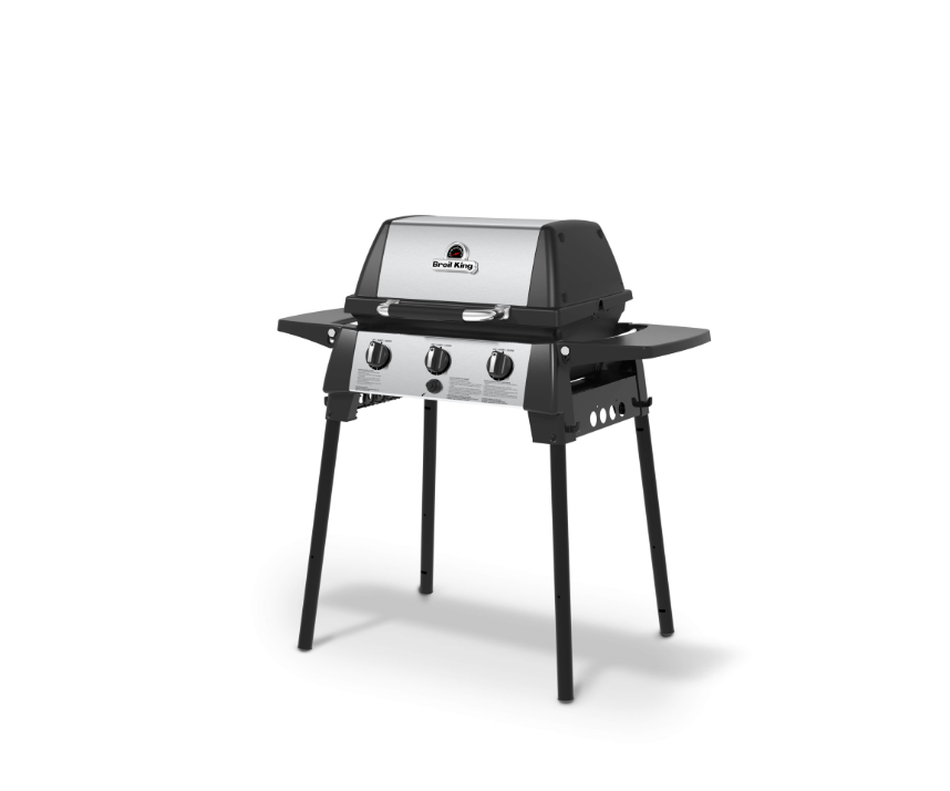 Barbacoa compacta Porta-Chef 320 cerrada, resaltando su facilidad de transporte y almacenamiento