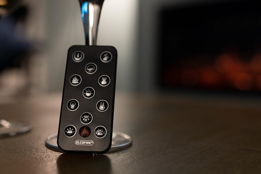 Mando a distancia ergonómico para control de temperatura y colores en Elcofire Motion