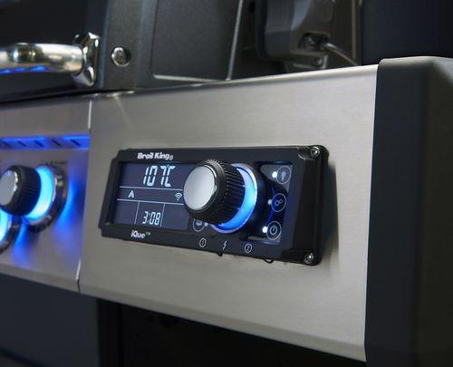 Pantalla LCD de la barbacoa inteligente Regal Q 490 IR para monitorizar la cocción.