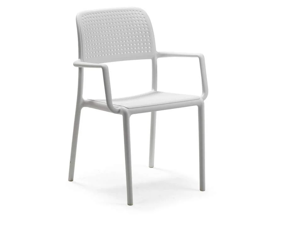 Silla de comedor para exterior Nardi Bora blanca, diseño ligero y transpirable ideal para climas cálidos y uso intensivo.