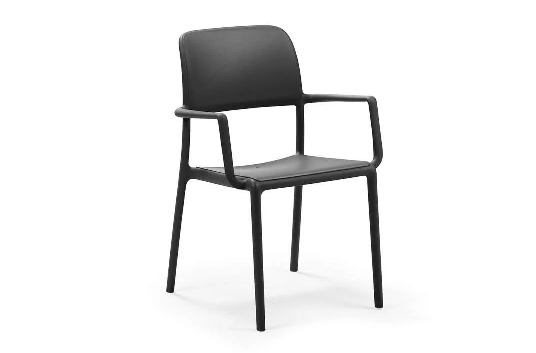 Silla de jardín moderna Nardi Riva color antracita, estructura monobloque duradera y fácil de limpiar