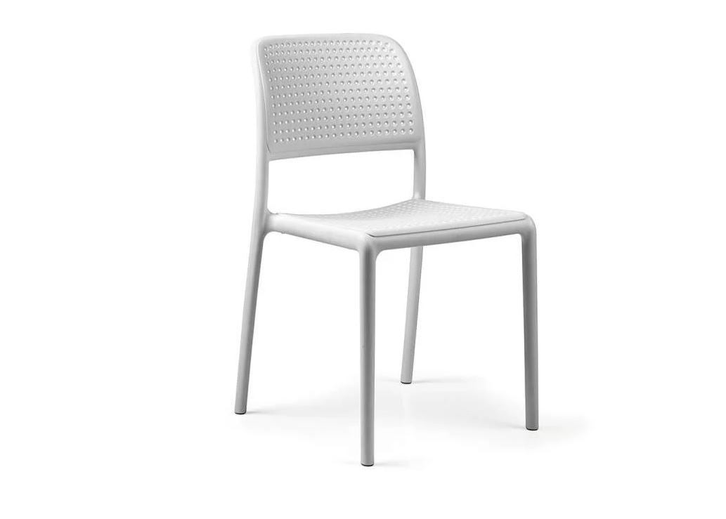 Silla moderna Nardi Bora Bistrot blanca sin brazos, ideal para optimizar espacio en comedores de exterior y hostelería