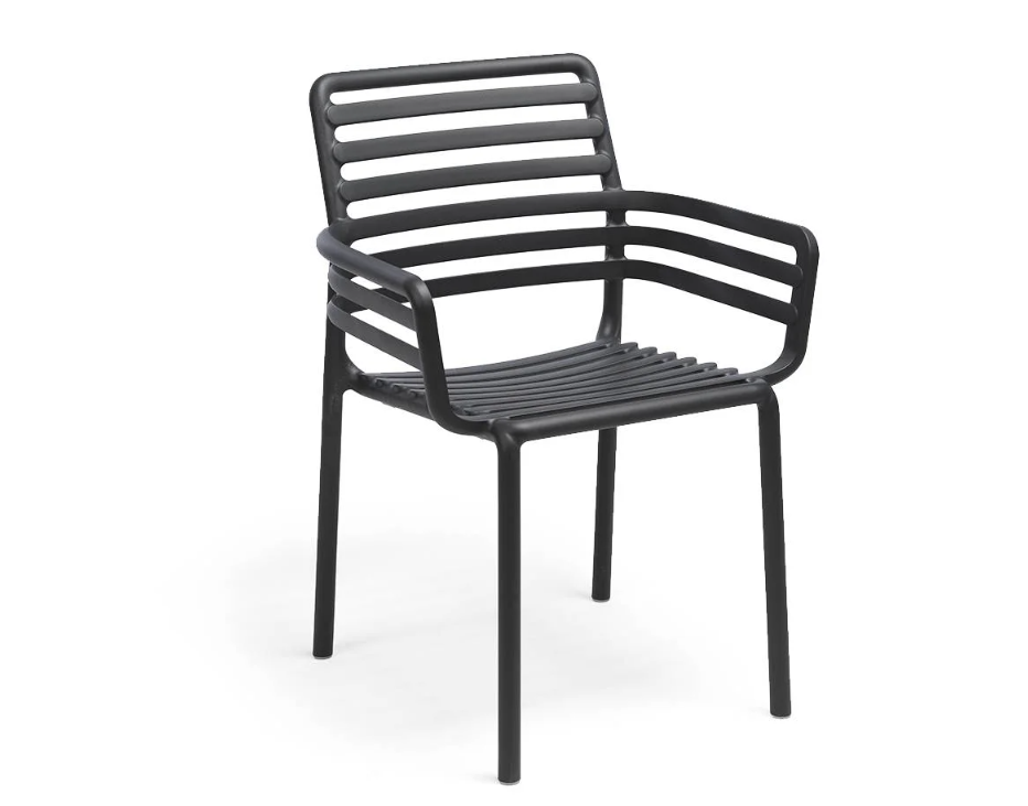 Sillón Nardi Doga Armchair color antracita, elegante y duradero para uso profesional en hostelería y proyectos contract