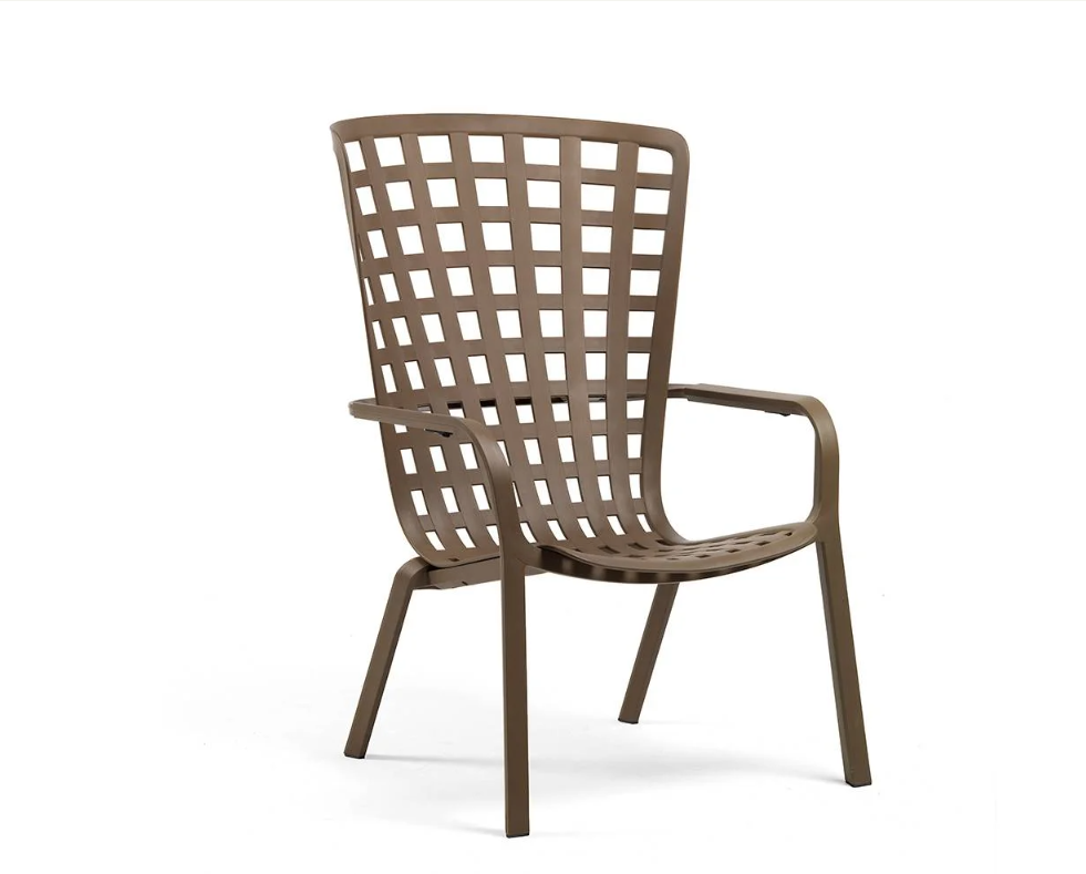Sillón lounge Nardi Folio color gris basalto, pieza monobloque apilable ideal para solariums y zonas de descanso