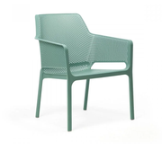 Sillón de exterior Nardi Net Relax en color menta con diseño de malla perforada y acabado mate antideslizante