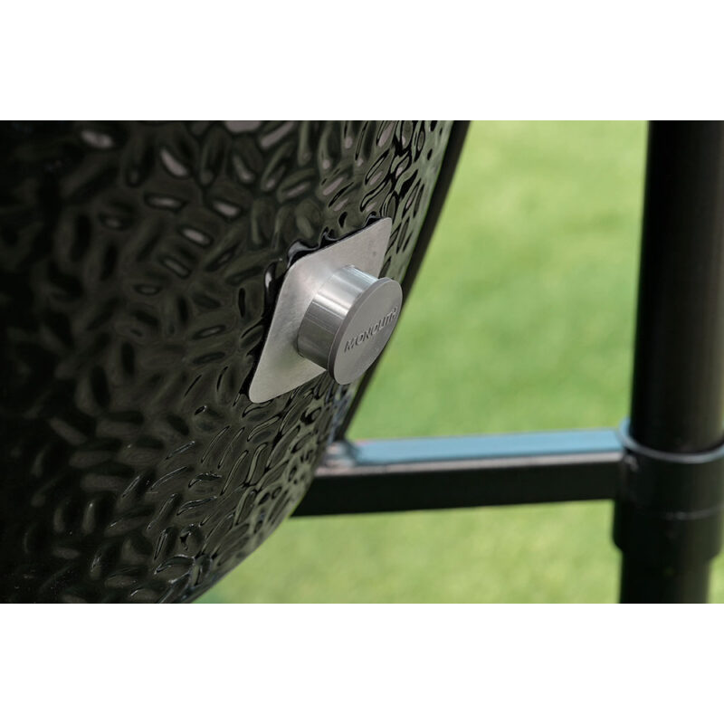 Detalle del herraje de acero inoxidable y fijación lateral para la serie LeChef Pro 2.0 Solo.